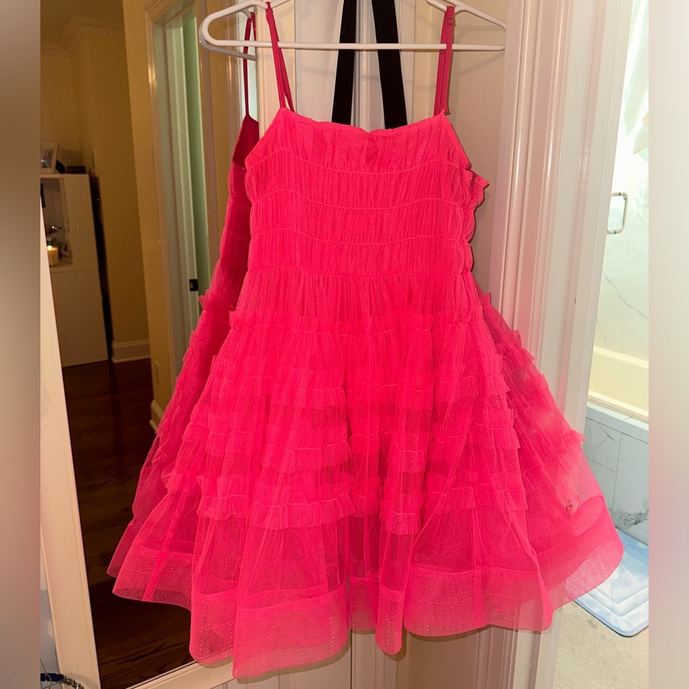 Pink puffy dress!!